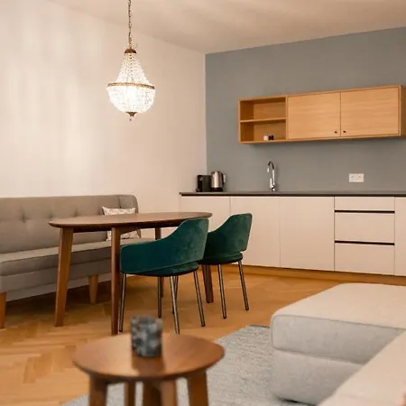 Kuntino 4* Merano